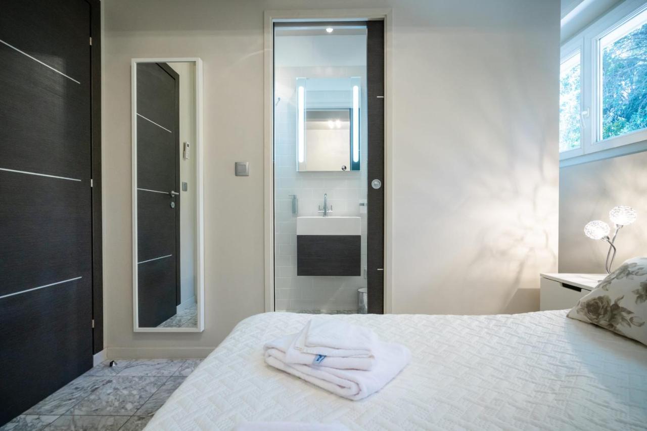 2-Bedroom Apartment Pointe Croisette Peaceful Walk To The Beach 戛纳 外观 照片